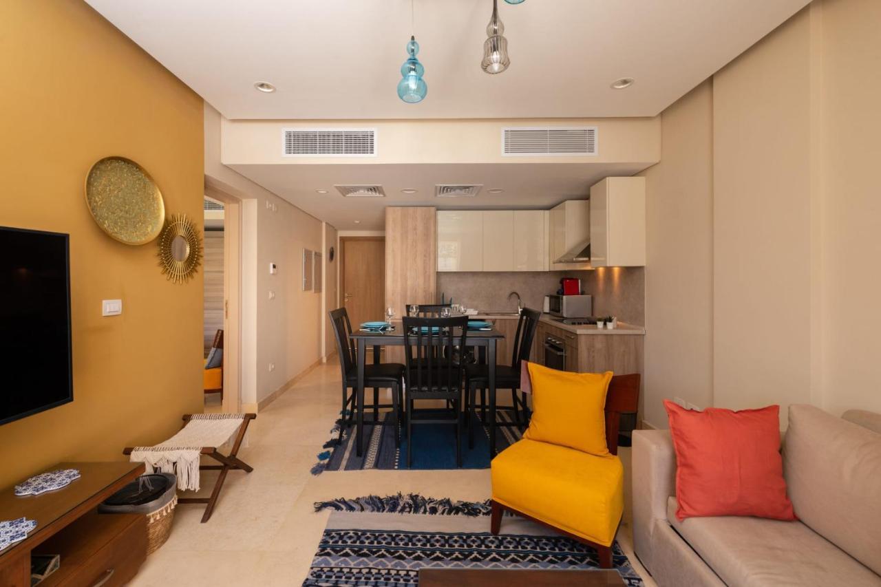 Jazzy 1bdr W Outdoor Pool View Terrace Free Pool & Access Apartament Hurghada