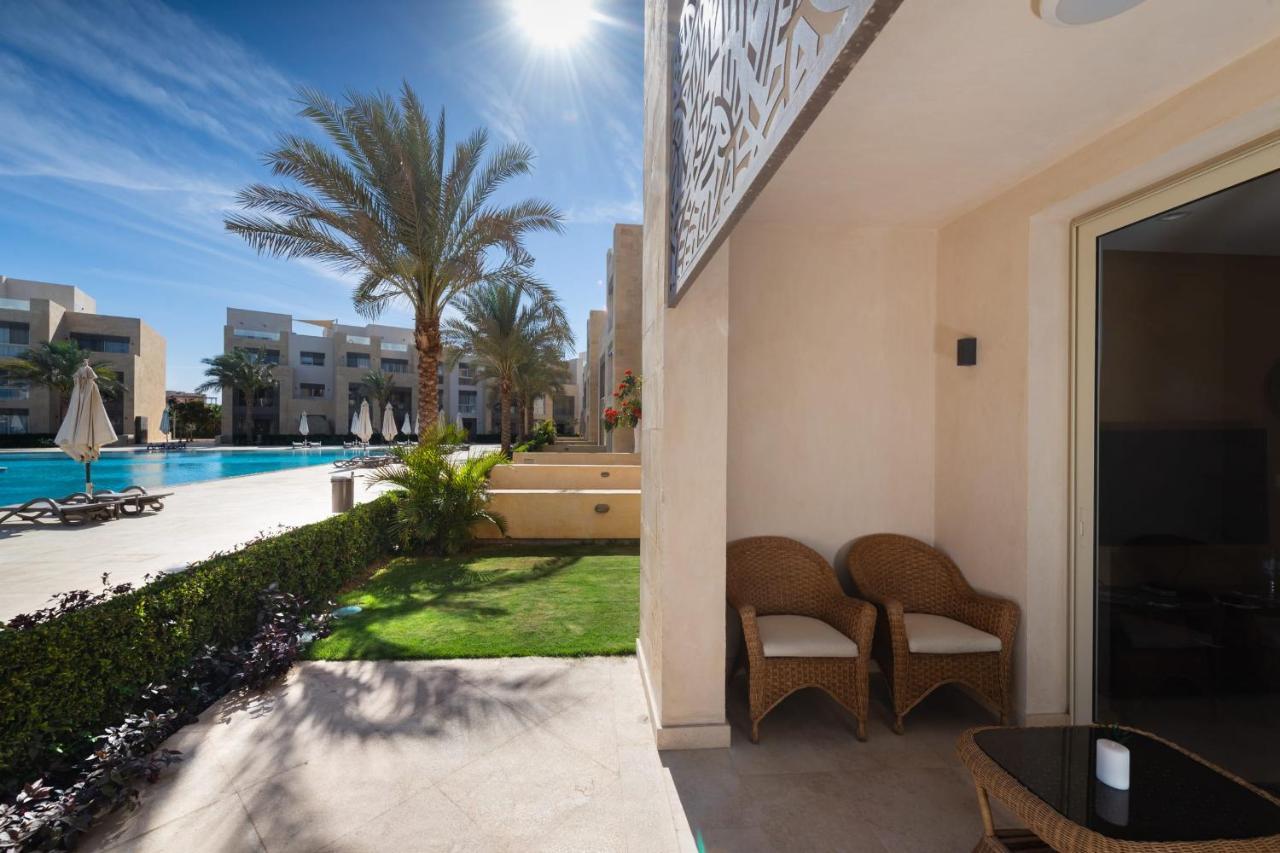 Apartament Jazzy 1bdr W Outdoor Pool View Terrace Free Pool & Access *