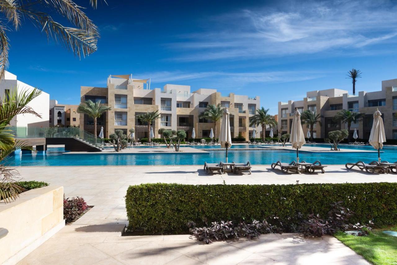 Apartament Jazzy 1bdr W Outdoor Pool View Terrace Free Pool & Access Hurghada